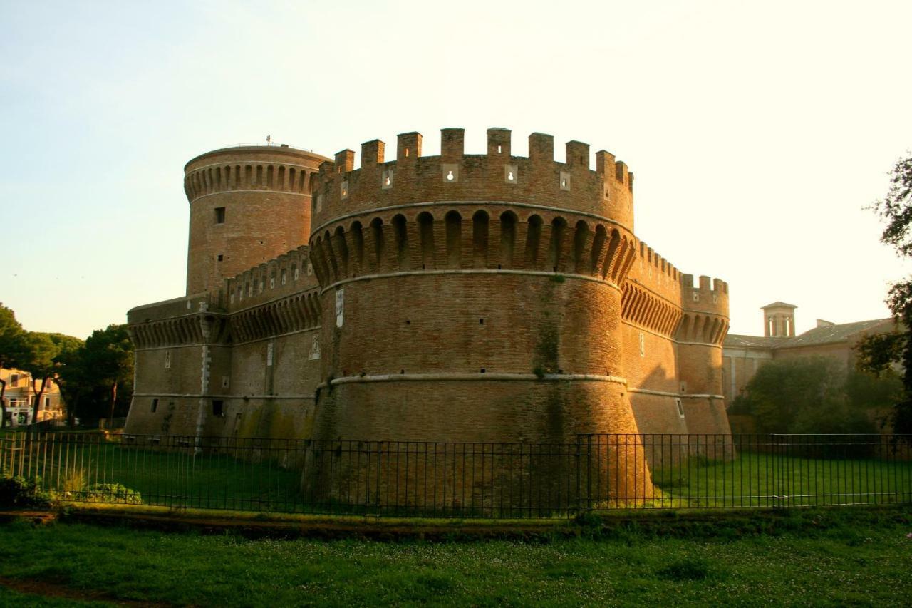 Open Space On The Sea Of Rome !:) Apartment Lido di Ostia Exterior photo